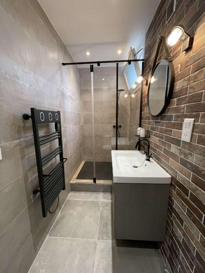 Ajaccio Magnifique T2 45M2 Neuf 5 Personnes Clim Wifi Stationnement Gratuit Centre Ville Plage A 300M Eksteriør bilde