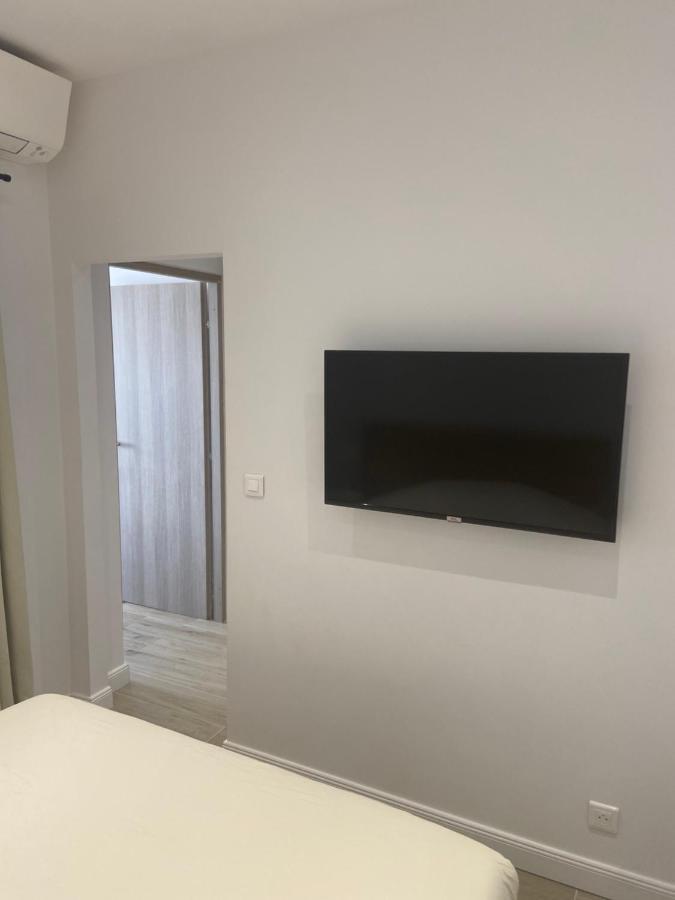 Ajaccio Magnifique T2 45M2 Neuf 5 Personnes Clim Wifi Stationnement Gratuit Centre Ville Plage A 300M Eksteriør bilde
